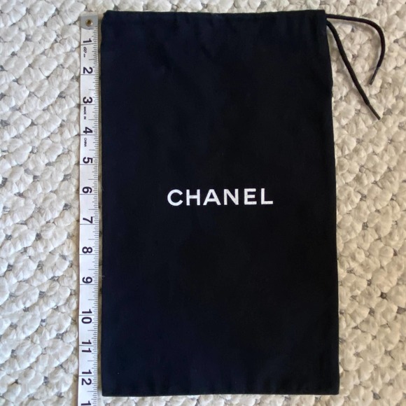 CHANEL Purse Black White Logo cross-body DUST BAG Sleeper 12.75" 8" - Picture 3 of 7
